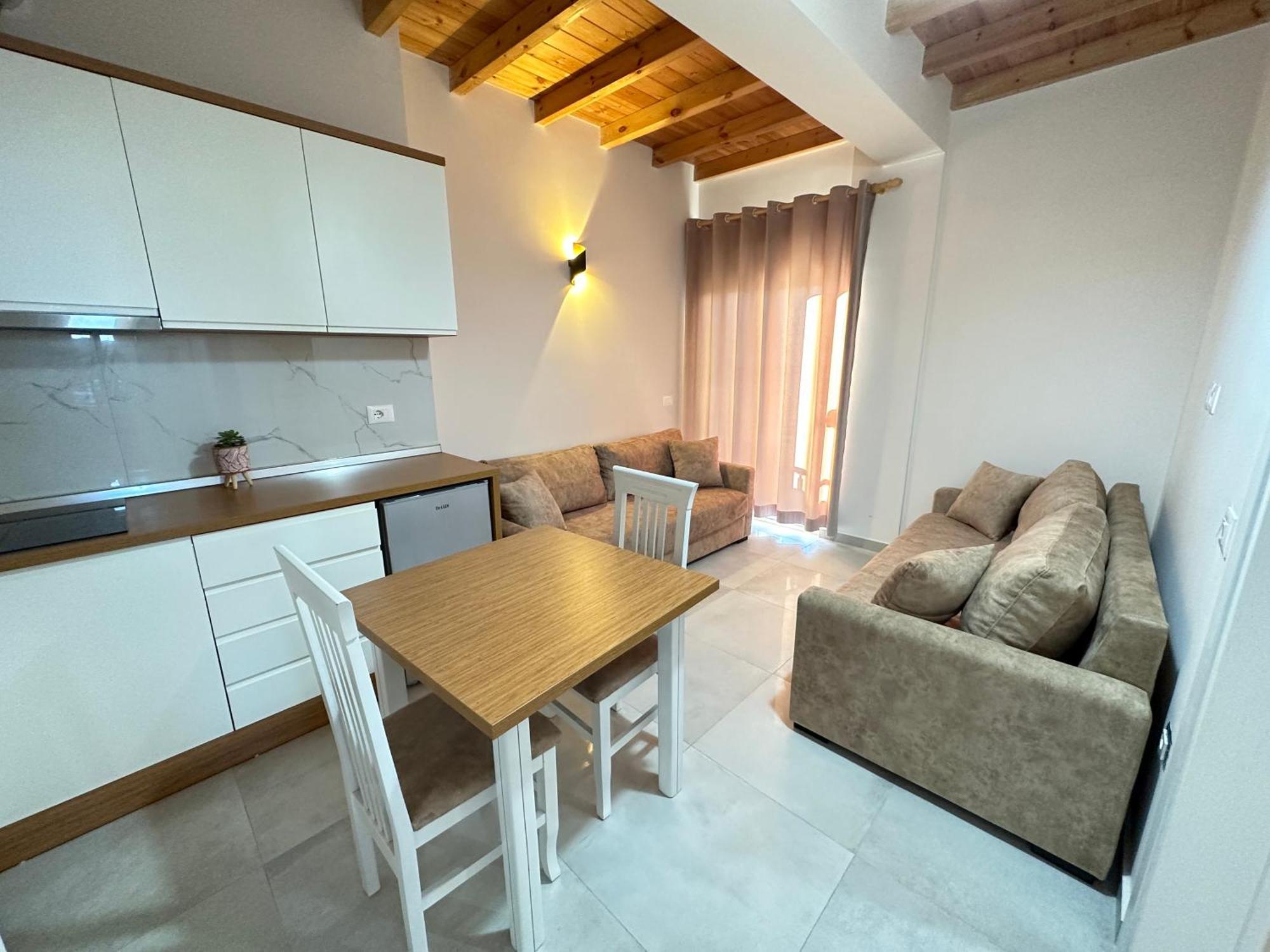 Maison Apartments Vlore Exterior photo